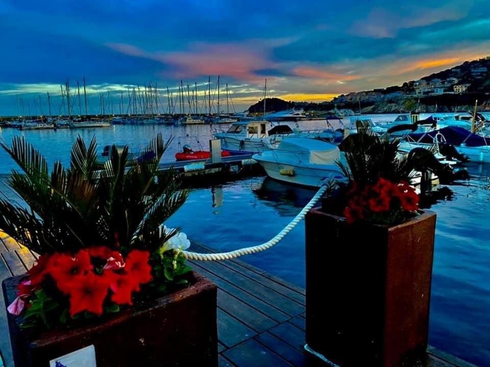 1Ra Linea Platja De Sant Feliu Sant Feliu de Guíxols Exterior foto